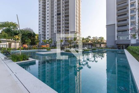 Apartamento à venda com 96m², 3 quartos e 2 vagas Apartamento à venda com 96m², 3 quartos e 2 vagasÁrea comum - Piscina