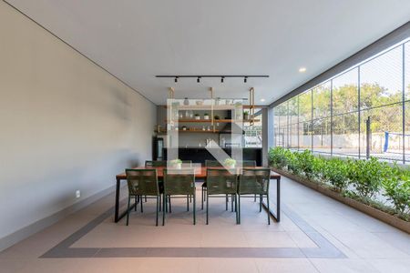 Apartamento à venda com 96m², 3 quartos e 2 vagas Apartamento à venda com 96m², 3 quartos e 2 vagasÁrea comum - Churrasqueira