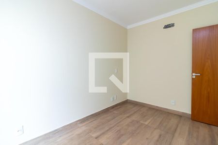 Casa à venda com 125m², 3 quartos e 2 vagasQuarto 2