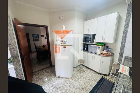 Apartamento à venda com 96m², 4 quartos e 3 vagas Apartamento à venda com 96m², 4 quartos e 3 vagasFoto 03