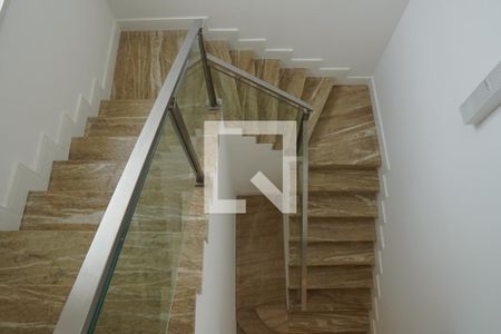 Apartamento à venda com 532m², 6 quartos e 5 vagasEscada