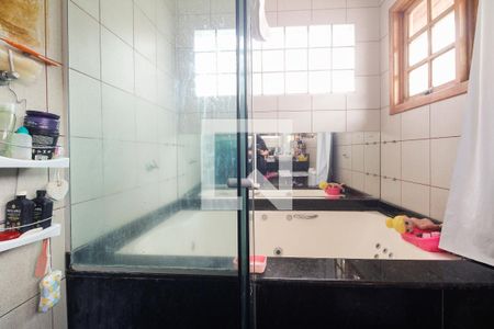 Casa à venda com 300m², 1 quarto e 10 vagas Casa à venda com 300m², 1 quarto e 10 vagasBanheiro 1