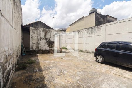 Casa à venda com 300m², 1 quarto e 10 vagas Casa à venda com 300m², 1 quarto e 10 vagasGaragem