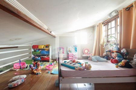 Casa à venda com 300m², 1 quarto e 10 vagas Casa à venda com 300m², 1 quarto e 10 vagasSala e Quarto - Sótão