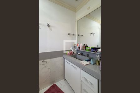 Casa de condomínio à venda com 500m², 4 quartos e 4 vagasBanheiro da Suíte 3