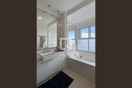 Casa de condomínio à venda com 500m², 4 quartos e 4 vagasBanheiro da Suíte 1