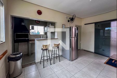 Apartamento à venda com 73m², 3 quartos e 1 vaga Apartamento à venda com 73m², 3 quartos e 1 vagaÁrea comum - Salão de festas