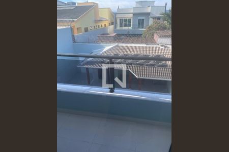 Casa de condomínio à venda com 320m², 3 quartos e 4 vagas Casa de condomínio à venda com 320m², 3 quartos e 4 vagasvaranda