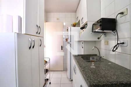 Apartamento à venda com 37m², 1 quarto e 1 vaga Apartamento à venda com 37m², 1 quarto e 1 vagaCozinha