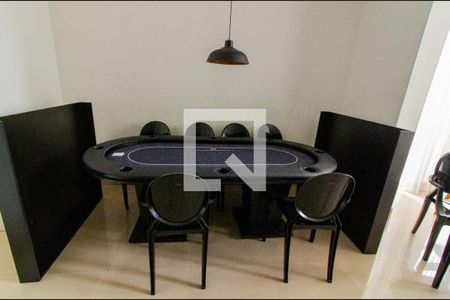 Apartamento à venda com 129m², 4 quartos e 2 vagas Apartamento à venda com 129m², 4 quartos e 2 vagasSalão de Jogos