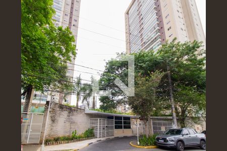 Apartamento à venda com 129m², 4 quartos e 2 vagas Apartamento à venda com 129m², 4 quartos e 2 vagasFachada