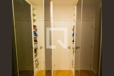 Apartamento à venda com 129m², 4 quartos e 2 vagas Apartamento à venda com 129m², 4 quartos e 2 vagasSuite 3