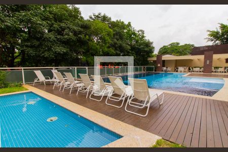 Apartamento à venda com 129m², 4 quartos e 2 vagas Apartamento à venda com 129m², 4 quartos e 2 vagasPiscina
