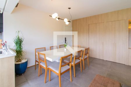 Apartamento à venda com 129m², 4 quartos e 2 vagas Apartamento à venda com 129m², 4 quartos e 2 vagasCopa