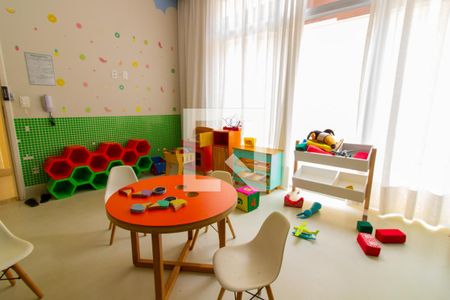 Apartamento à venda com 129m², 4 quartos e 2 vagas Apartamento à venda com 129m², 4 quartos e 2 vagasBrinquedoteca