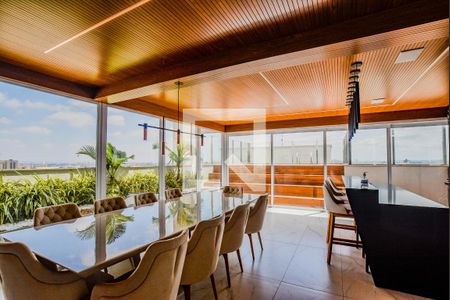 Apartamento à venda com 345m², 3 quartos e 6 vagas Apartamento à venda com 345m², 3 quartos e 6 vagasÁrea gourmet