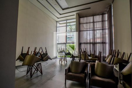 Apartamento à venda com 345m², 3 quartos e 6 vagas Apartamento à venda com 345m², 3 quartos e 6 vagasÁrea comum - Salão de festas