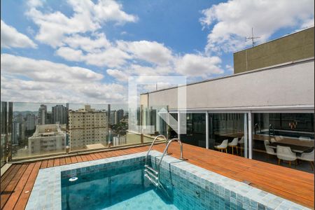 Apartamento à venda com 345m², 3 quartos e 6 vagas Apartamento à venda com 345m², 3 quartos e 6 vagasPiscina