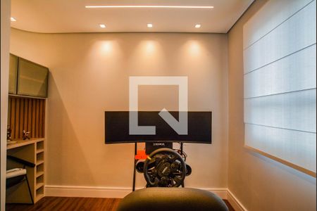 Apartamento à venda com 345m², 3 quartos e 6 vagas Apartamento à venda com 345m², 3 quartos e 6 vagasEscritório