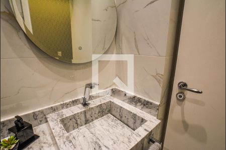 Apartamento à venda com 345m², 3 quartos e 6 vagas Apartamento à venda com 345m², 3 quartos e 6 vagasLavabo