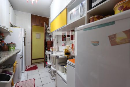 Apartamento à venda com 69m², 3 quartos e 2 vagasCozinha