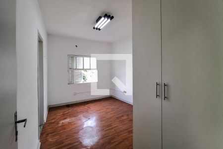 Casa à venda com 559m², 8 quartos e 4 vagas Casa à venda com 559m², 8 quartos e 4 vagasQuarto 7
