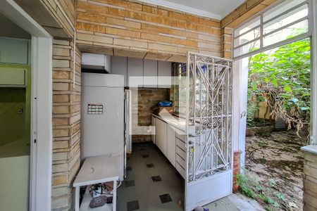 Casa à venda com 559m², 8 quartos e 4 vagas Casa à venda com 559m², 8 quartos e 4 vagasCozinha
