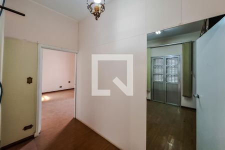 Casa à venda com 559m², 8 quartos e 4 vagas Casa à venda com 559m², 8 quartos e 4 vagasQuarto 1