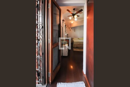 Casa à venda com 300m², 3 quartos e 3 vagas Casa à venda com 300m², 3 quartos e 3 vagasQuarto 1 ( Suíte )