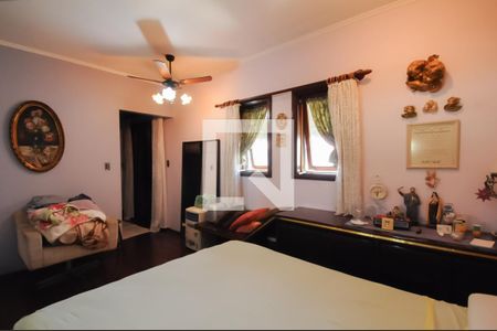 Casa à venda com 300m², 3 quartos e 3 vagas Casa à venda com 300m², 3 quartos e 3 vagasQuarto 1 ( Suíte )