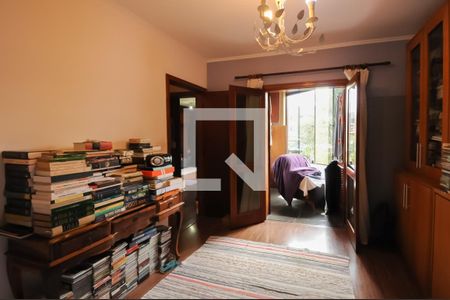 Casa à venda com 300m², 3 quartos e 3 vagas Casa à venda com 300m², 3 quartos e 3 vagasQuarto 2