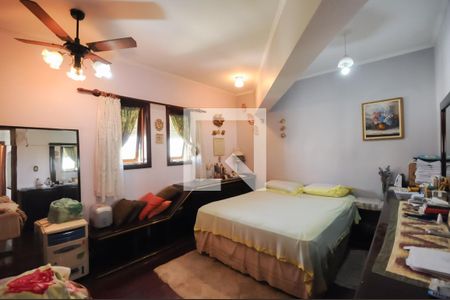 Casa à venda com 300m², 3 quartos e 3 vagas Casa à venda com 300m², 3 quartos e 3 vagasQuarto 1 ( Suíte )