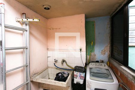 Casa à venda com 160m², 3 quartos e 2 vagas Casa à venda com 160m², 3 quartos e 2 vagasÁrea de Serviço