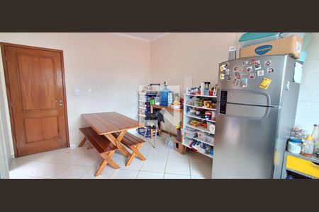 Casa à venda com 190m², 3 quartos e 5 vagas Casa à venda com 190m², 3 quartos e 5 vagasCozinha
