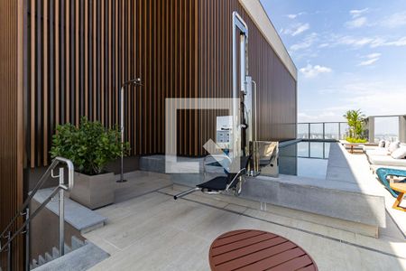 Apartamento à venda com 131m², 3 quartos e 2 vagasTerraço - Piscina (Acessibilidade)