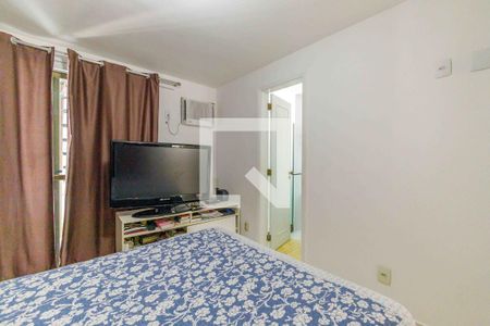 Apartamento à venda com 270m², 5 quartos e 4 vagasSuíte 2