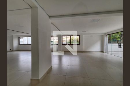 Apartamento à venda com 270m², 4 quartos e 4 vagasSalão de Festas