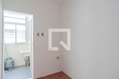 Apartamento à venda com 82m², 2 quartos e sem vaga Apartamento à venda com 82m², 2 quartos e sem vagaQuarto de Serviço