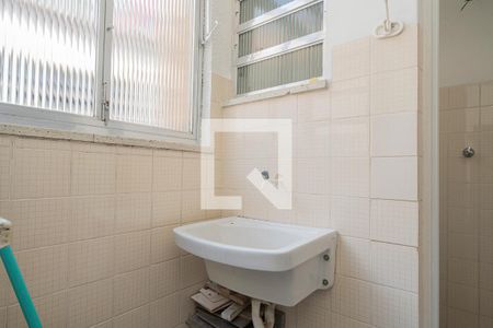 Apartamento à venda com 82m², 2 quartos e sem vaga Apartamento à venda com 82m², 2 quartos e sem vagaCozinha e Área de Serviço