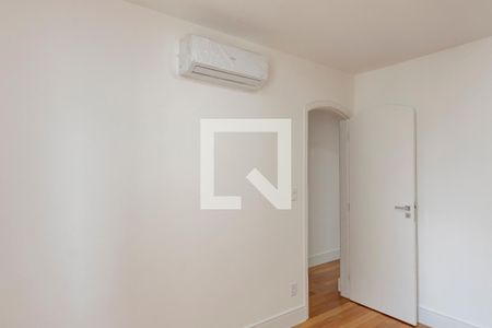 Apartamento à venda com 197m², 3 quartos e 2 vagas Apartamento à venda com 197m², 3 quartos e 2 vagasQuarto 2