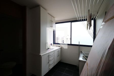 Apartamento para alugar com 260m², 4 quartos e 4 vagasÁrea de Serviço