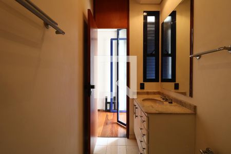 Apartamento para alugar com 260m², 4 quartos e 4 vagasBanheiro da Suíte 2