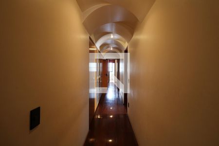 Apartamento para alugar com 260m², 4 quartos e 4 vagasCorredor