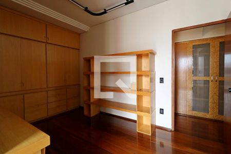 Apartamento para alugar com 260m², 4 quartos e 4 vagasSuíte 2