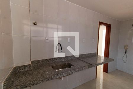 Apartamento à venda com 90m², 2 quartos e 1 vaga Apartamento à venda com 90m², 2 quartos e 1 vagaCozinha e Área de Serviço