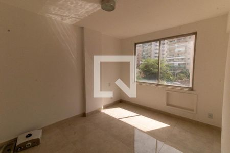 Apartamento à venda com 90m², 2 quartos e 1 vaga Apartamento à venda com 90m², 2 quartos e 1 vagaSuíte