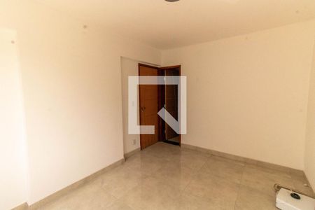 Apartamento à venda com 90m², 2 quartos e 1 vaga Apartamento à venda com 90m², 2 quartos e 1 vagaSuíte