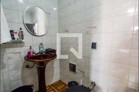 Casa à venda com 256m², 4 quartos e 1 vaga Casa à venda com 256m², 4 quartos e 1 vagaBanheiro da Suíte