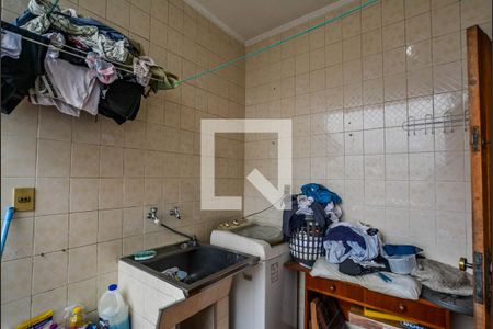 Casa à venda com 256m², 4 quartos e 1 vaga Casa à venda com 256m², 4 quartos e 1 vagaÁrea de Serviço