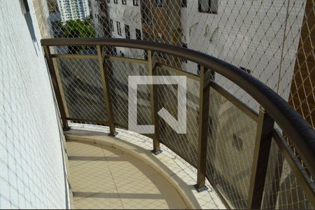 Apartamento à venda com 110m², 3 quartos e 2 vagasVaranda da Suíte 2